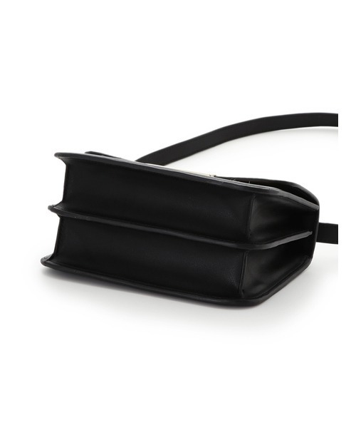 美品　CELFORDミックスマテリアルショルダーバッグ CELFORD（セルフォード）の「ミックスマテリアルショルダー