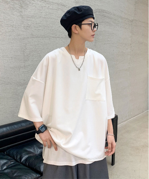 neos（ネオス）の「【neos -addictive design-】ルーズシルエット キーネック Tシャツ タンクトップ アンサンブル（Tシャツ/カットソー・メンズ・ホワイト/ブラウン/グレイッシュベージュ/ベージュ・MEDIUM/LARGE）」の2枚目の写真