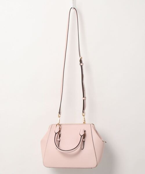 マイケルコース♡ショルダーバックCHARLOTTE メッセンジャー ミディアム MICHAEL KORS（マイケルコース）の「CHARLOTTE メッセンジャー