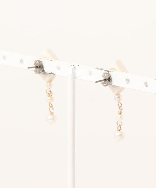 【irodori】彫モヨウと淡水パールの揺れるpierce（square）（ピアス（両耳用））｜tone（トーン）