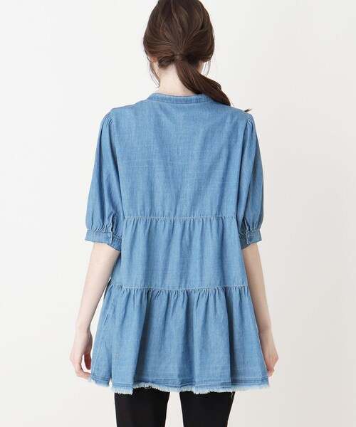 Cutie Blonde（キューティーブロンド）の「◆【S-L】デニムティアードチュニックブラウス（シャツ/ブラウス・レディース・サックスブルー/ブラック/ネイビー・03/02/01）」の6枚目の写真