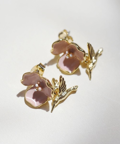 100 本物特価 Ma Chere ピアス 両耳用 ハチドリフラワーピアス 直売アウトレット