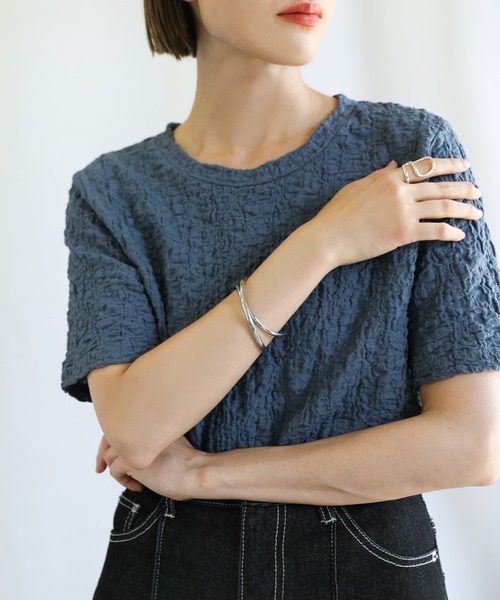 select MOCA（セレクトモカ）の「ダブルカーブバングル（バングル/リストバンド・レディース・シルバー/ゴールド・FREE）」の5枚目の写真