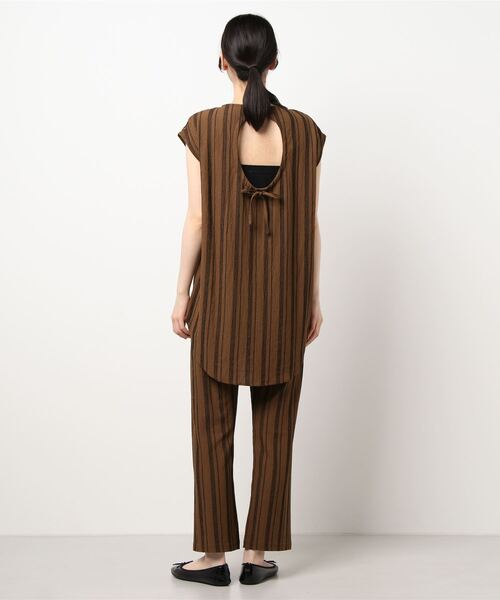 LOWRYS FARM（ローリーズファーム）の「ウシロアキＳＥＴＵＰノースリーブ　955970（つなぎ/オールインワン・レディース・ブラック/ブラウン/グリーン・FREE）」の5枚目の写真