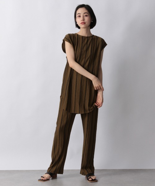 LOWRYS FARM（ローリーズファーム）の「ウシロアキＳＥＴＵＰノースリーブ　955970（つなぎ/オールインワン・レディース・ブラック/ブラウン/グリーン・FREE）」の3枚目の写真