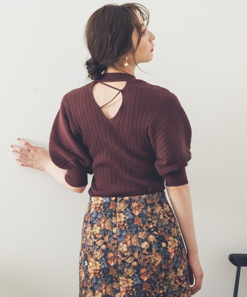 Andemiu（アンデミュウ）の「ソデボリュームリブニット216836（ニット/セーター・レディース・ブラック/ベージュ/ブラウン/ブルー・FREE）」の19枚目の写真