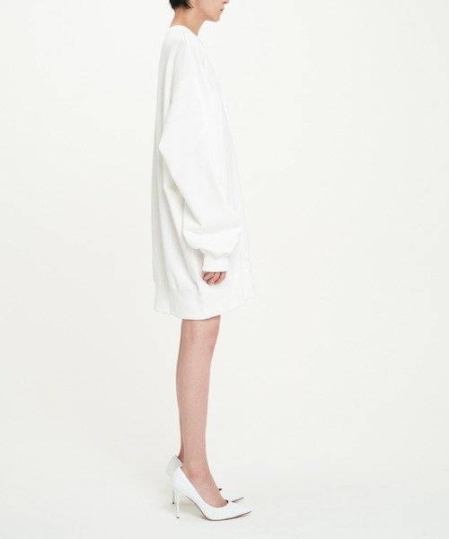 DRESSEDUNDRESSED（ドレスドアンドレスド）の「Invert Logo Text Oversized Sweater（スウェット・メンズ・ホワイト/ブラック・2/0/4）」の7枚目の写真