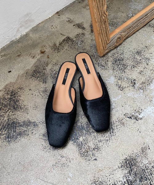 CAPRICIEUX LE'MAGE（カプリシューレマージュ）の「ハラコミュール（パンプス・レディース・ブラック/ベージュ・37/39）」の2枚目の写真