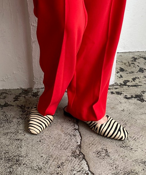 CAPRICIEUX LE'MAGE（カプリシューレマージュ）の「ハラコミュール（パンプス・レディース・ブラック/ベージュ・37/39）」の6枚目の写真