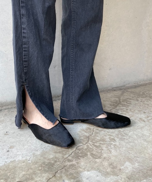 CAPRICIEUX LE'MAGE（カプリシューレマージュ）の「ハラコミュール（パンプス・レディース・ブラック/ベージュ・37/39）」の10枚目の写真