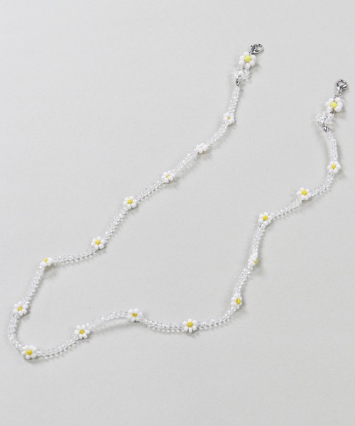 SPINNS（スピンズ）の「フラワービーズマスクコード（ネックレス・レディース・ホワイト・ONESIZE）」の5枚目の写真