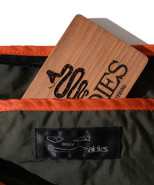 ALDIES（アールディーズ）の「ST Bucket Shoulder / エスティーバケットショルダー（ショルダーバッグ・メンズ・ブラック/オリーブ/オレンジ/バーガンディー・FREE）」の19枚目の写真