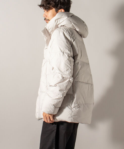 GLOSTER（グロスター）の「【unlume/アンルーム】MICHELLE DOWN JACKET ダウンジャケット（ダウンジャケット/コート・メンズ・アイボリー/ブラック・MEDIUM/LARGE）」の9枚目の写真