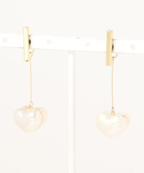 paravion(パラビオン)の「K/パールハートゆらゆらピアス(ピアス(片耳用)・レディース・ゴールド・ONESIZE)」の4枚目の写真