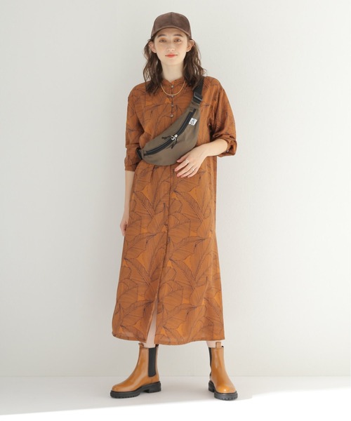 JOURNAL STANDARD relume（ジャーナルスタンダード　レリューム）の「ラインリーフプリントスモールボタンワンピース（ワンピース・レディース・ブラック/ブラウン・FREE）」の5枚目の写真