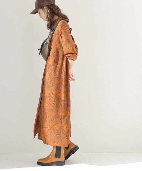 JOURNAL STANDARD relume（ジャーナルスタンダード　レリューム）の「ラインリーフプリントスモールボタンワンピース（ワンピース・レディース・ブラック/ブラウン・FREE）」の6枚目の写真