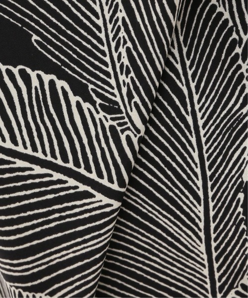 JOURNAL STANDARD relume（ジャーナルスタンダード　レリューム）の「ラインリーフプリントスモールボタンワンピース（ワンピース・レディース・ブラック/ブラウン・FREE）」の18枚目の写真