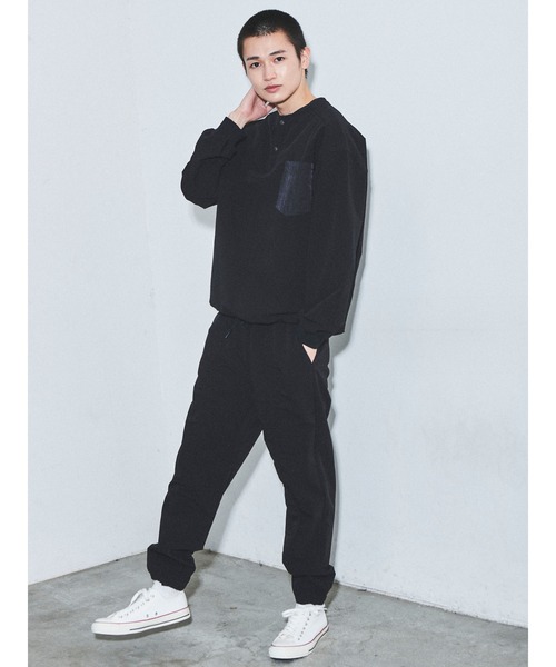 COTORICA(コトリカ)の「ナイロンヘンリープルオーバー(Tシャツ/カットソー・メンズ・ブラック/オリーブ・MEDIUM/LARGE)」の16枚目の写真