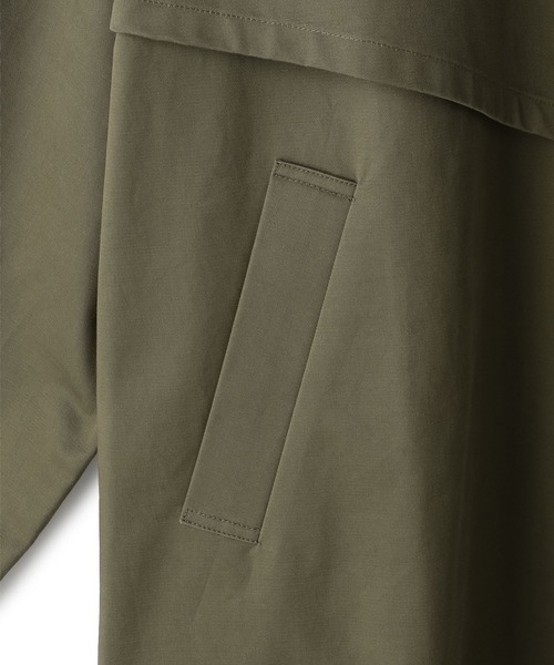 ReNorm（リノーム）の「スタンドカラーレイヤードコート（トレンチコート・レディース・モカ/ダークカーキ・フリー）」の12枚目の写真