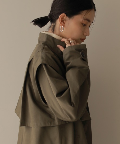 ReNorm（リノーム）の「スタンドカラーレイヤードコート（トレンチコート・レディース・モカ/ダークカーキ・フリー）」の16枚目の写真