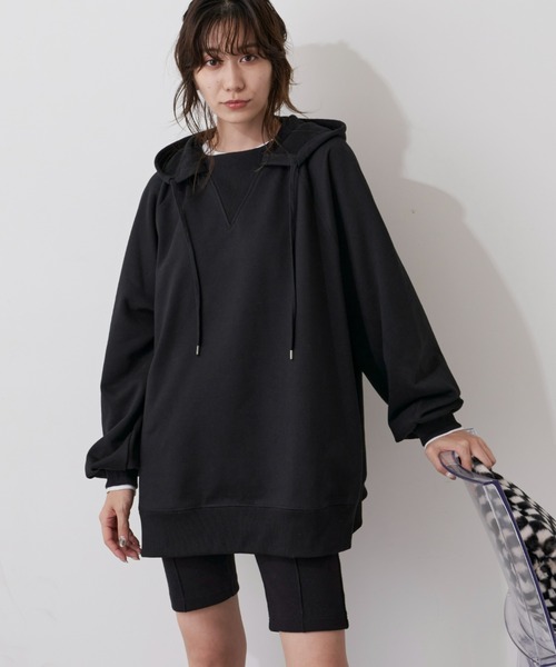 Auntie Rosa Holiday(アンティローザホリデー)の「裏毛BIGシルエットスウェットパーカー/フーディ(パーカー・レディース・アイボリー/グレー/ブラック/ライトブルー/ピンク・FREE)」の6枚目の写真