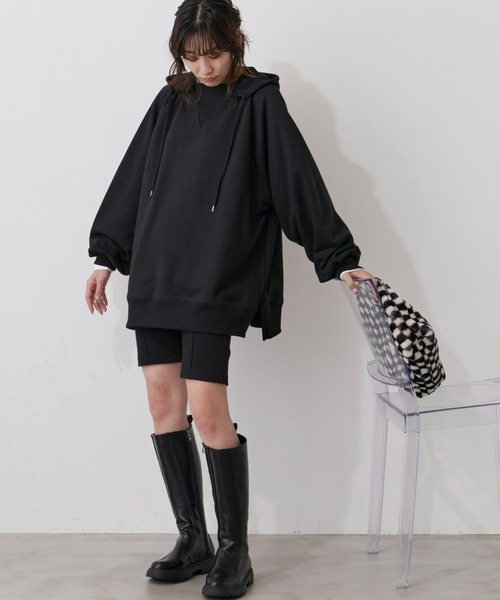Auntie Rosa Holiday(アンティローザホリデー)の「裏毛BIGシルエットスウェットパーカー/フーディ(パーカー・レディース・アイボリー/グレー/ブラック/ライトブルー/ピンク・FREE)」の10枚目の写真