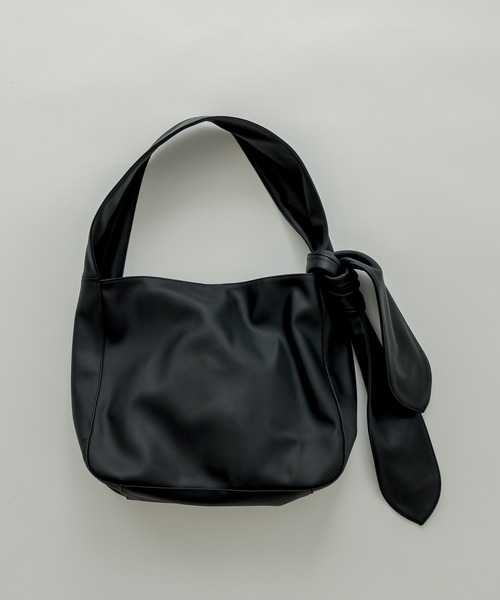 loti（ロティ）の「loti BIG結び目BAG（トートバッグ・レディース・ブラック/ベージュ/ブラック系その他/ブラウン/アイボリー・ONE SIZE）」の19枚目の写真