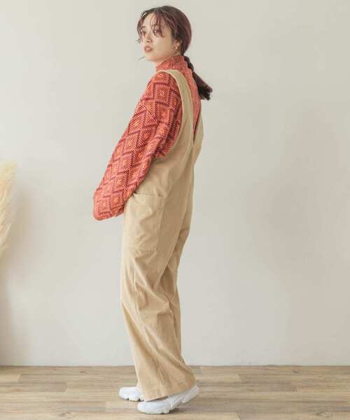 ITEMS URBANRESEARCH（アイテムズ アーバンリサーチ）の「ラーベンアミハイネックニット（ニット/セーター・レディース・ボルドー/ベージュ/ブラック・FREE）」の11枚目の写真