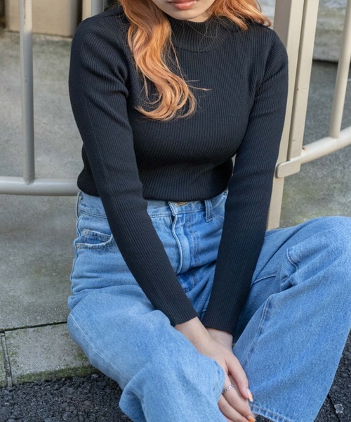 WEGO（ウィゴー）の「WEGO/リブハイネックニット（ニット/セーター・レディース・ブラック/オフホワイト/ホワイト系その他5/その他1・FREE）」の5枚目の写真