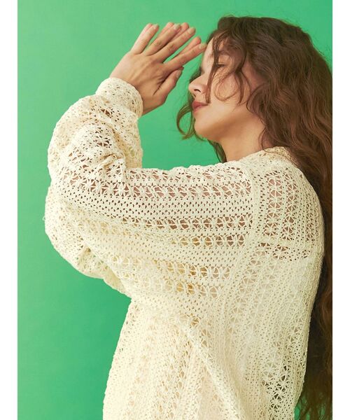 Ungrid(アングリッド)の「レースルーズシャツ(シャツ/ブラウス・レディース・オフホワイト/イエロー・FREE)」の12枚目の写真