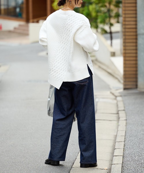 BONbazaar（ボンバザール）の「《ケーブル編み好きな方は喉から手が出るほど欲しい！》POLYケーブルニット（ニット/セーター・レディース・ホワイト/ライトグレー/イエロー系・FREE）」の4枚目の写真