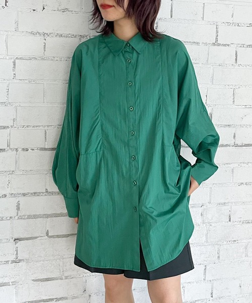 PAGEBOY（ページボーイ）の「ナイロンロングシャツ（シャツ/ブラウス・レディース・グリーン/オフホワイト/ブルー/ブラック/グレイッシュベージュ・FREE）」の5枚目の写真