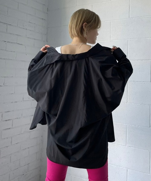 PAGEBOY（ページボーイ）の「ナイロンロングシャツ（シャツ/ブラウス・レディース・グリーン/オフホワイト/ブルー/ブラック/グレイッシュベージュ・FREE）」の10枚目の写真