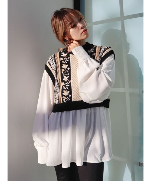 EVRIS（エヴリス）の「ジャガードシャツレイヤードニットトップス（シャツ/ブラウス・レディース・ブラック/ブルー/グリーン・FREE）」の4枚目の写真