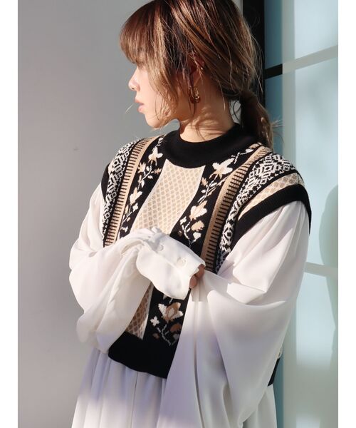 EVRIS（エヴリス）の「ジャガードシャツレイヤードニットトップス（シャツ/ブラウス・レディース・ブラック/ブルー/グリーン・FREE）」の9枚目の写真