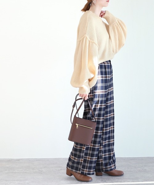 reca（レカ）の「５GG ボリュームスリーブ起毛ニット（ニット/セーター・レディース・オフホワイト/グリーン/ブルー/レッド・M）」の21枚目の写真