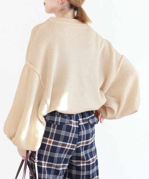 reca（レカ）の「５GG ボリュームスリーブ起毛ニット（ニット/セーター・レディース・オフホワイト/グリーン/ブルー/レッド・M）」の18枚目の写真