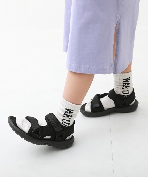 devirock(デビロック)の「スポーツサンダル(サンダル・キッズ・ブラック/グレー/ピンク/キャメル・23.0cm/22.0cm/17.0cm/18.0cm/19.0cm/20.0cm/21.0cm)」の2枚目の写真