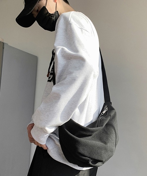 STYLEBLOCK（スタイルブロック）の「シンプルショルダーバッグ（ショルダーバッグ・レディース・カーキ/グレー/ブラック・FREE）」の2枚目の写真