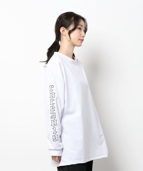 ALTROSE（アルトローズ）の「ロンT [ダークサイド]（Tシャツ/カットソー・レディース・ホワイト/ブラック・FREE）」の4枚目の写真