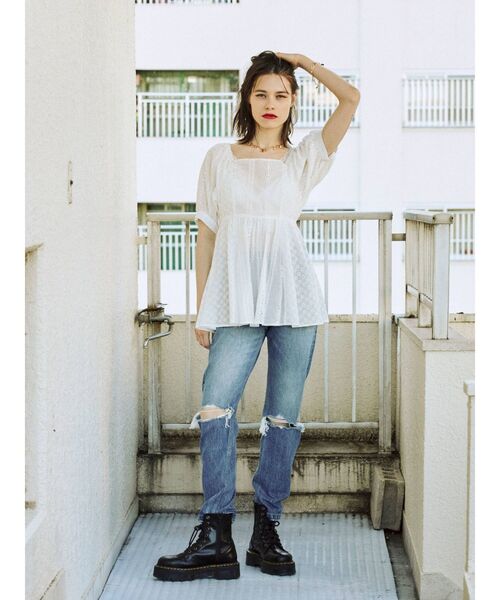 jouetie（ジュエティ）の「カットワークペプラムブラウス（シャツ/ブラウス・レディース・ブラック/パープル/オフホワイト・MEDIUM）」の12枚目の写真