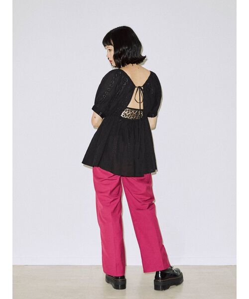 jouetie（ジュエティ）の「カットワークペプラムブラウス（シャツ/ブラウス・レディース・ブラック/パープル/オフホワイト・MEDIUM）」の11枚目の写真