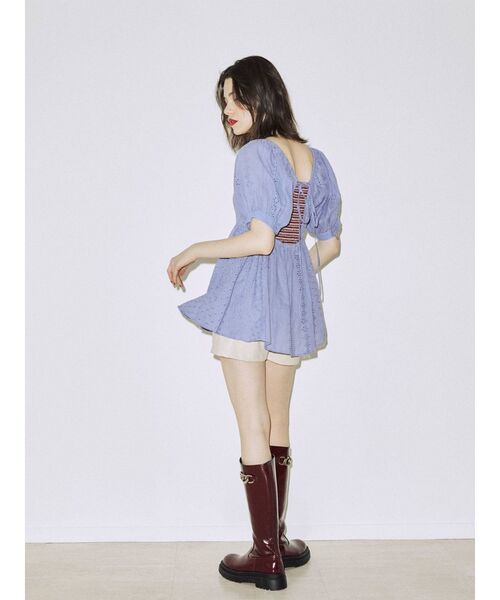 jouetie（ジュエティ）の「カットワークペプラムブラウス（シャツ/ブラウス・レディース・ブラック/パープル/オフホワイト・MEDIUM）」の9枚目の写真