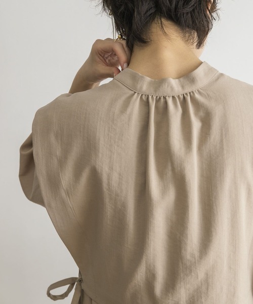 URBAN RESEARCH（アーバンリサーチ）の「レイヤードシャツワンピース（ワンピース・レディース・ブラック/グリーン系その他/モカ・38/36）」の18枚目の写真