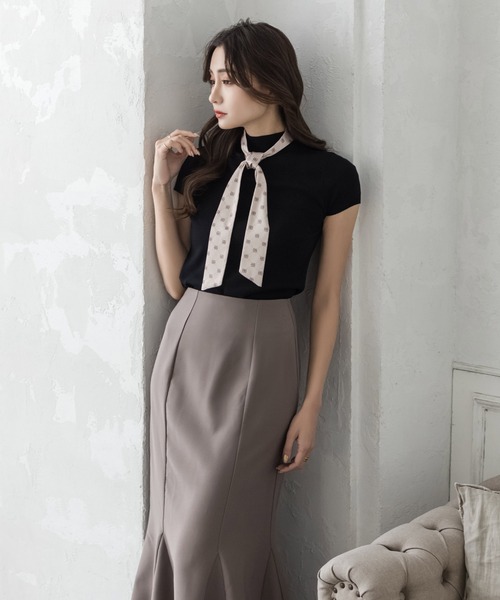 Julia Boutique（ジュリアブティック）の「ベーシックハイネック半袖ニットトップス/22028（ニット/セーター・レディース・ホワイト/ベージュ/イエロー/ブラック/ラベンダー/オレンジ系/ピンク/ミント/ネイビー/ブラウン・ONE）」の13枚目の写真