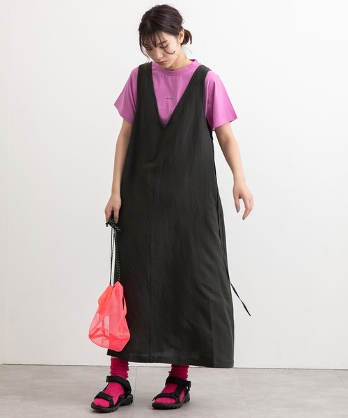 POU DOU DOU(プードゥドゥ)の「VINGT-TROIS刺繍Tee(Tシャツ/カットソー・レディース・ブラック/オフホワイト/ピンク/ターコイズブルー/キャメル・3)」の12枚目の写真