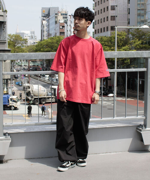 Champion（チャンピオン）の「【WEB限定】【Champion/チャンピオン】ビッグシルエットラグランハーフスリーブTee（Tシャツ/カットソー・メンズ・パープル/レッド/オリーブ・LARGE）」の19枚目の写真