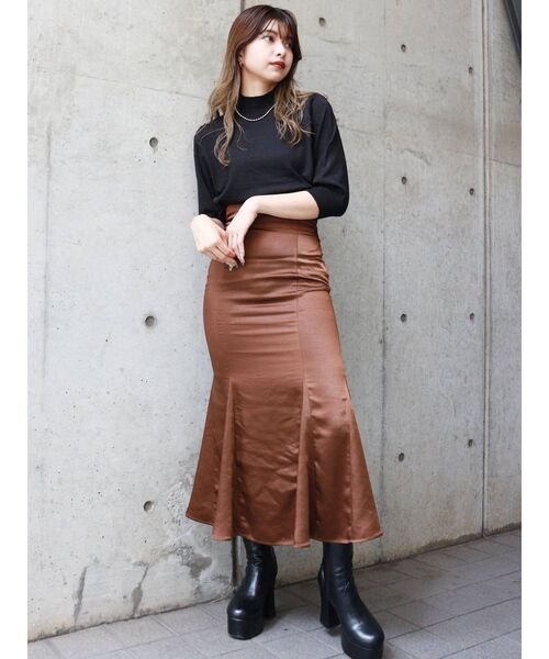 MURUA（ムルーア）の「ハーフスリーブパフニット（ニット/セーター・レディース・ブラック/オレンジ/グリーン/アイボリー・FREE）」の21枚目の写真