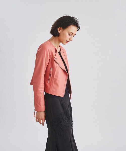 GRACE CONTINENTAL（グレースコンチネンタル）の「ライダースショートジャケット（ライダースジャケット・レディース・ブラック/ベージュ/ピンク・36/38）」の3枚目の写真