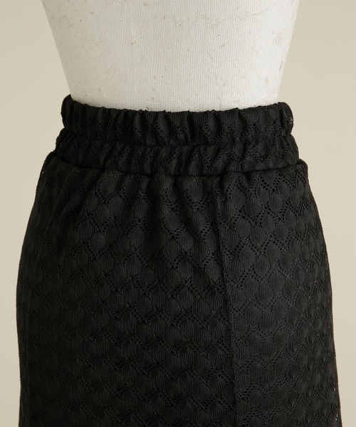 LB.04/カットレーススカート